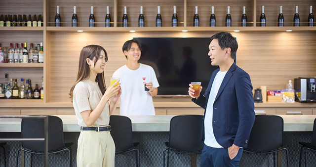 フリードリンク（水、コーヒー、ジュース等）